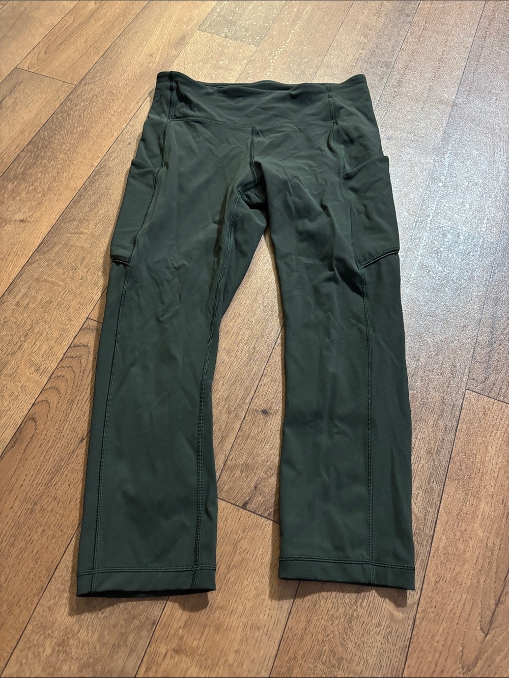 Lululemon leggings cropped side pockets casual athletic athleisure gym yoga 6